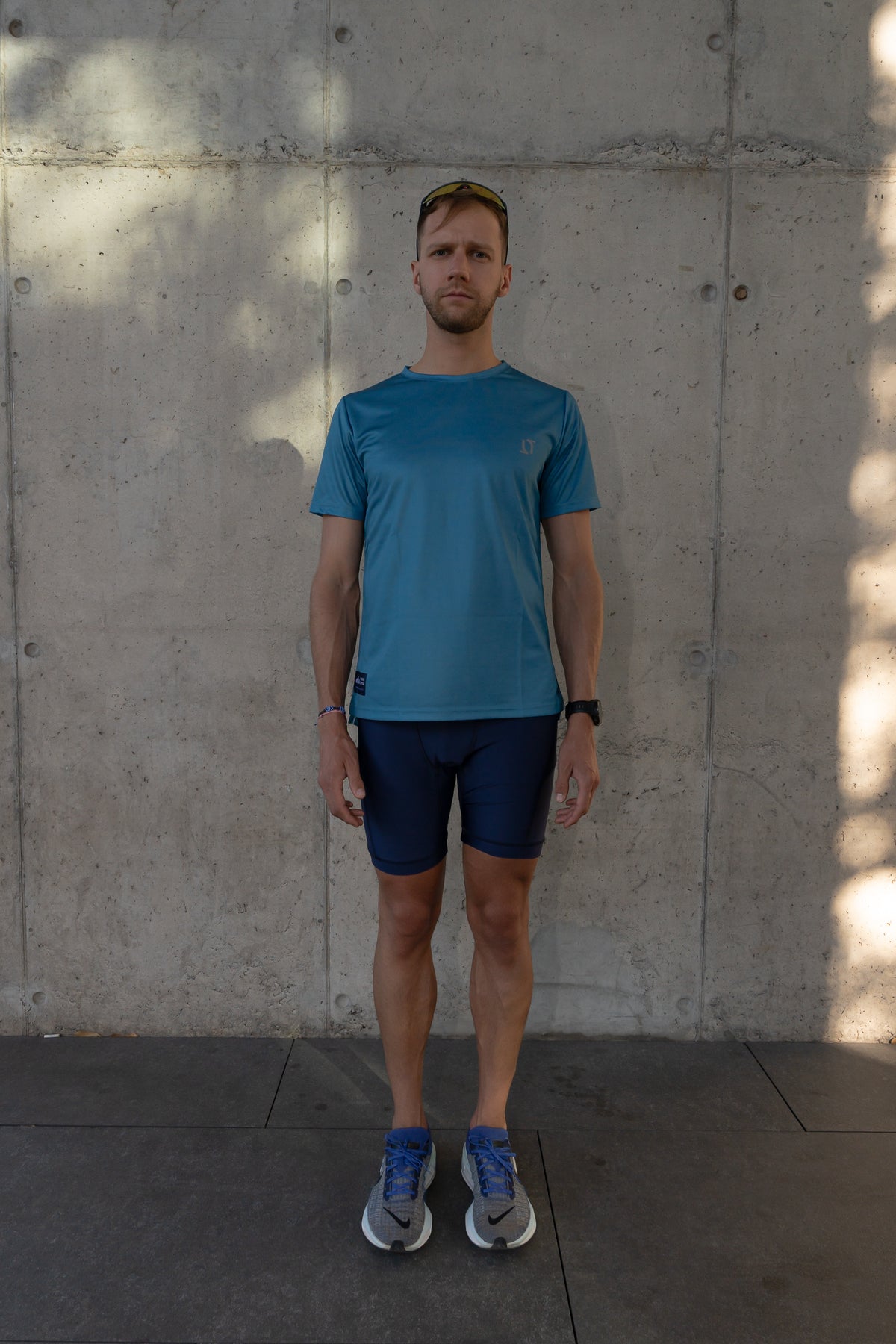 2016 Core Fit Core Fit Tee - Hombre – TRACK AND TRAIL