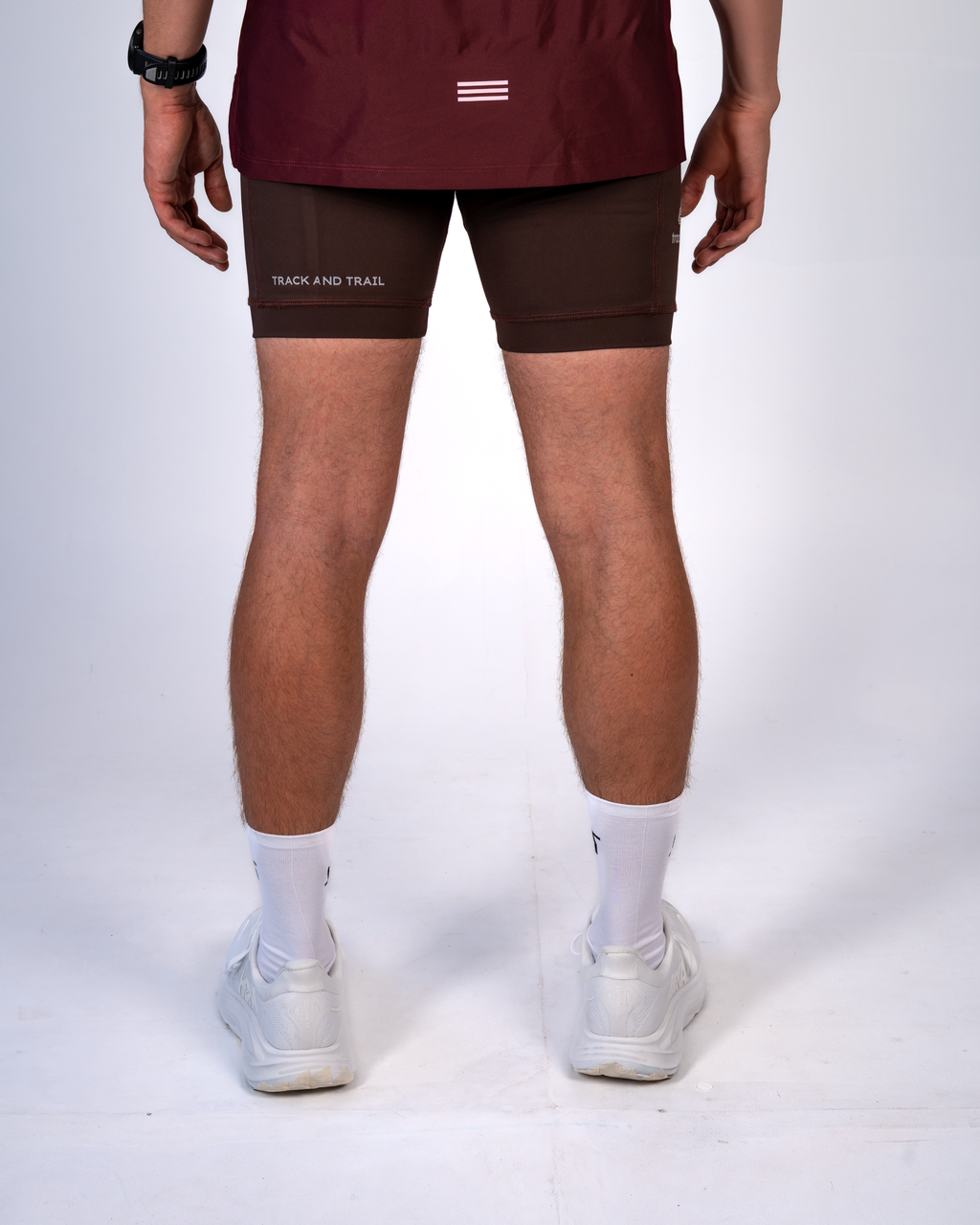 ESSENTIAL RUN TIGHT MOKA