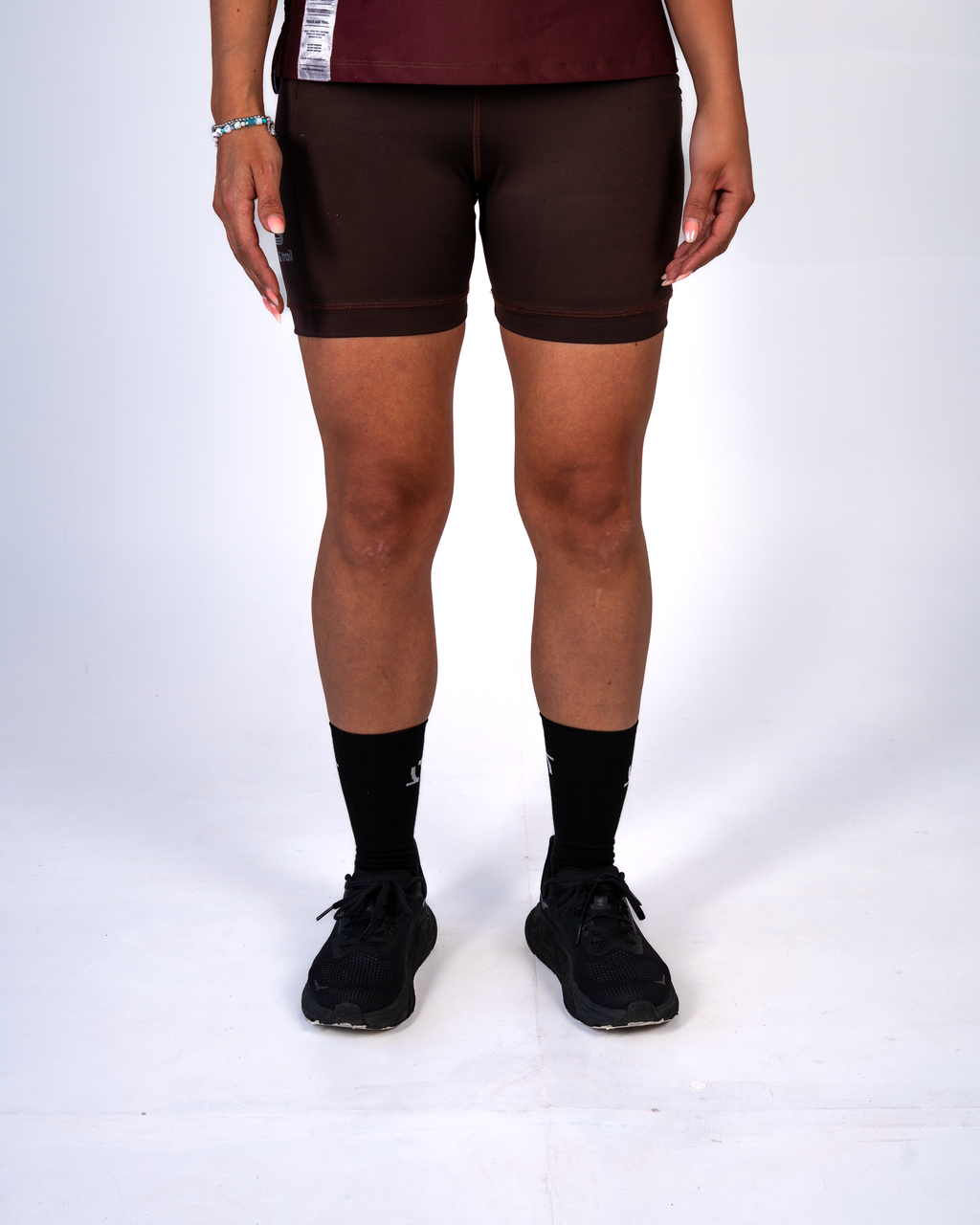 ESSENTIAL RUN TIGHT MOKA