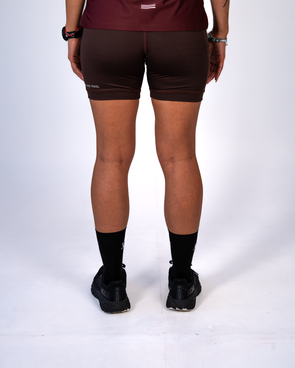 ESSENTIAL RUN TIGHT MOKA