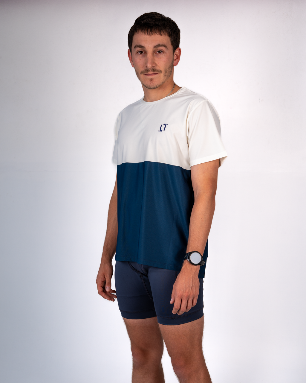 ESSENTIAL RUN TEE BLUE