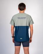 ESSENTIAL RUN TEE OLIVE