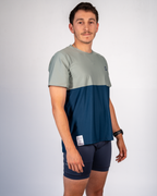 ESSENTIAL RUN TEE OLIVE