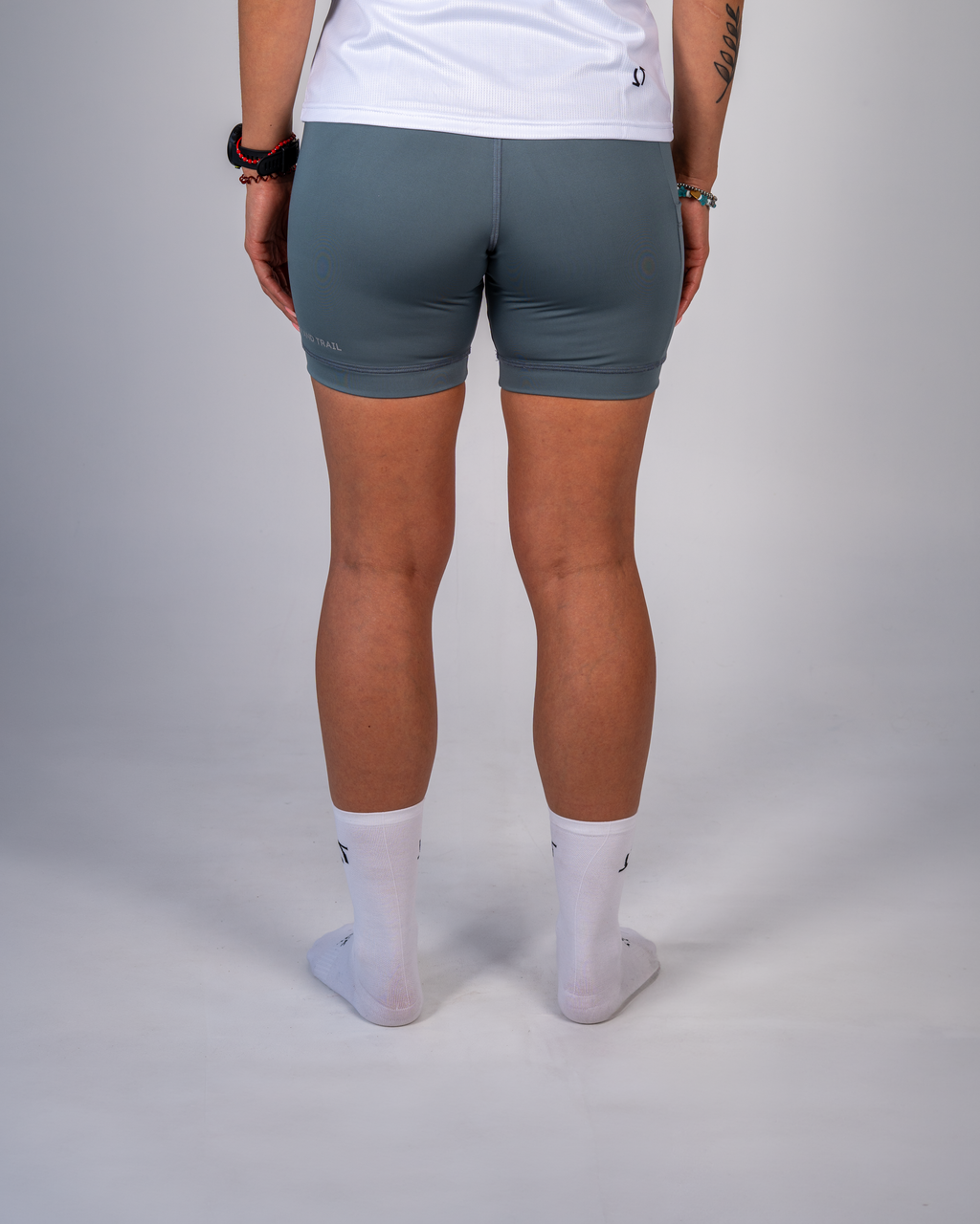 ESSENTIAL RUN TIGHT GREEN