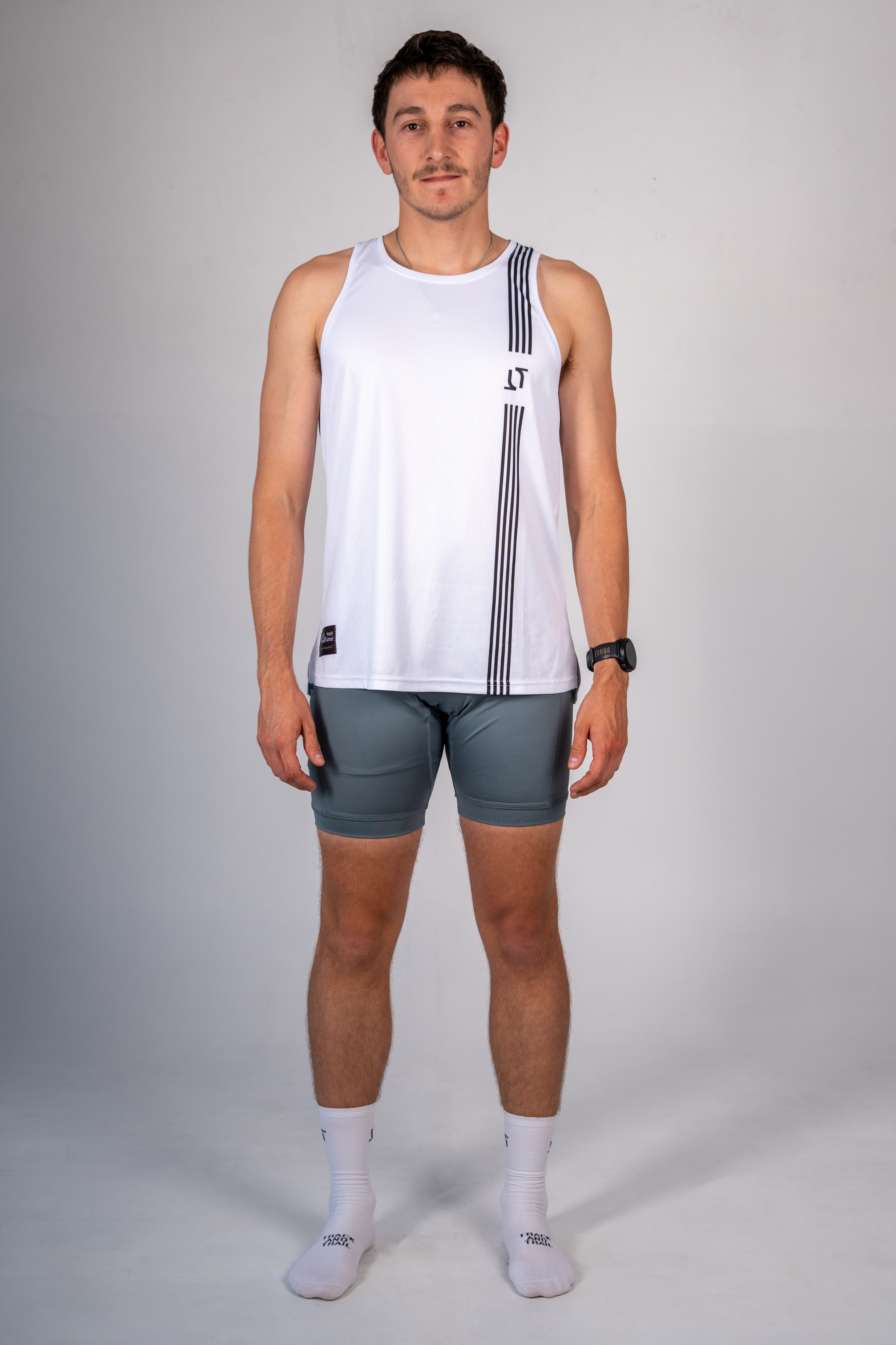 ESSENTIAL RUN TIGHT GREEN