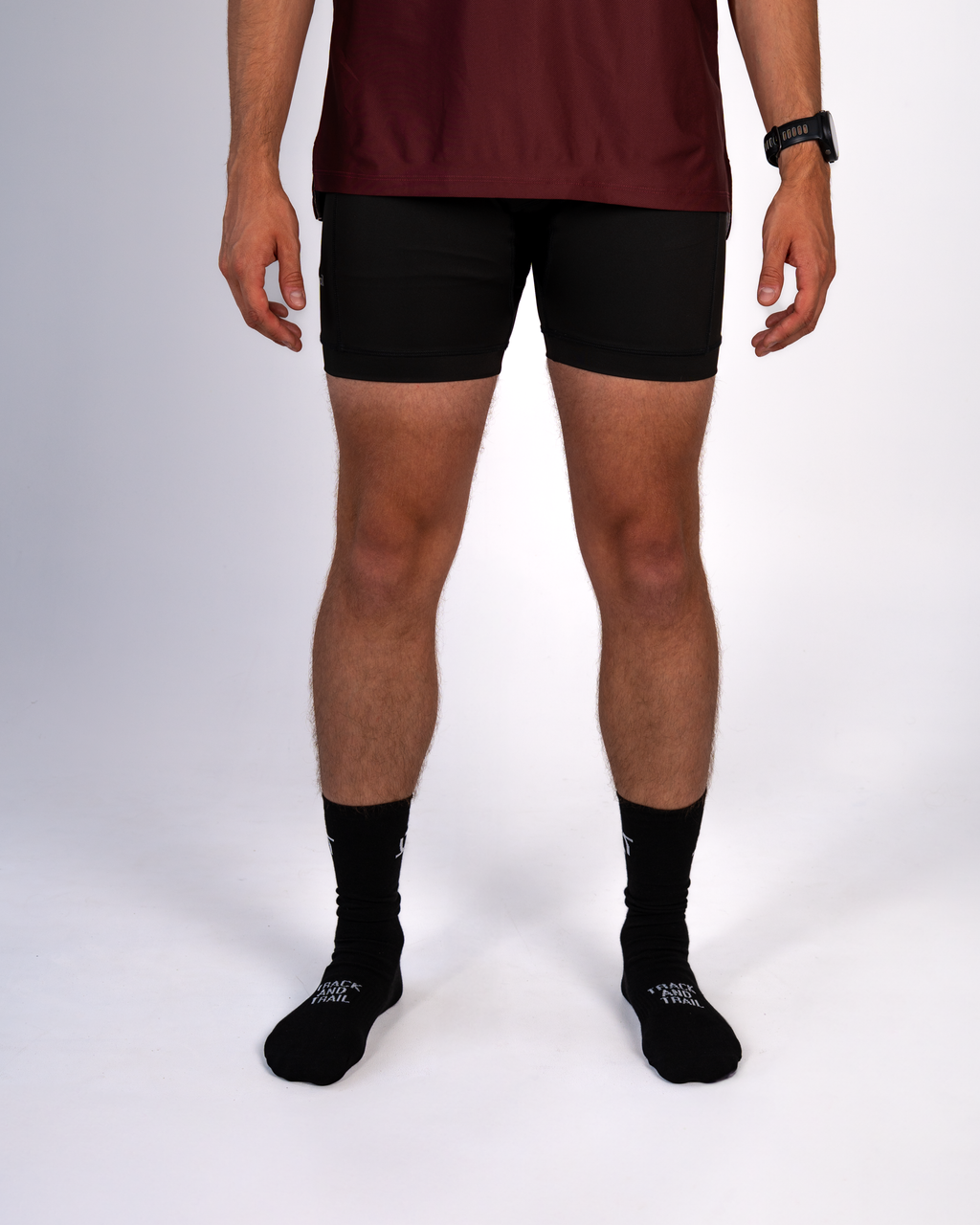 ESSENTIAL RUN TIGHT BLACK